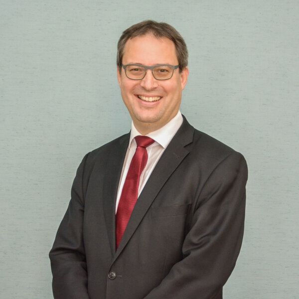Portrait Regierungspräsident Florian Luderschmid 